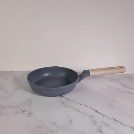 Пательня Pepper (PR-2320-20)