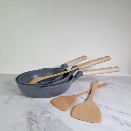 Пательня Pepper (PR-2320-24)