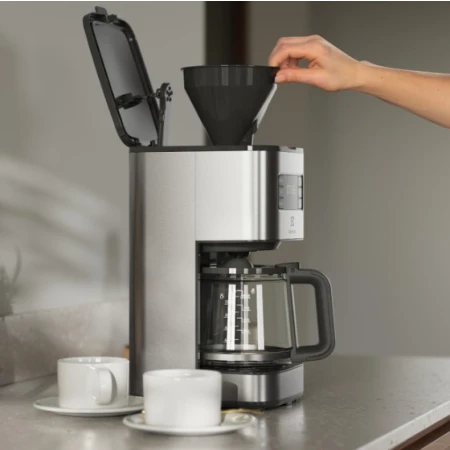 Кофеварка Electrolux (E5CM1-6ST)
