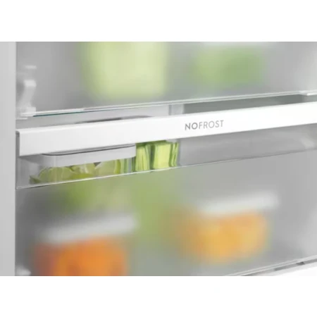 Морозильна камера Electrolux (EUN7NE18S)