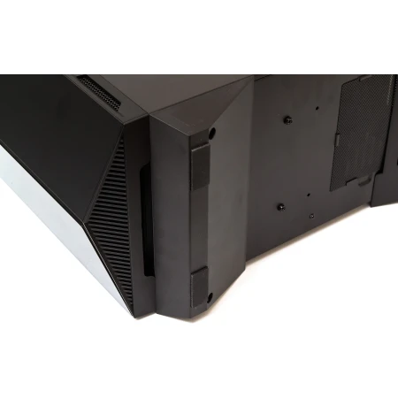 Корпус MSI Midi Tower без БП (MPG GUNGNIR 110R)